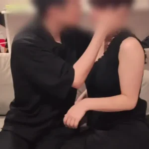 RYO【素人女子達との記録】【フル動画】今回は以前会ったEカップ裏垢女子のお家にお邪魔してきました。 彼女からの希望があったソファーでのセックスや彼女が寝ている:myfansまとめ